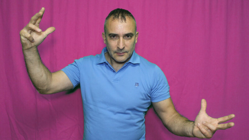 Simone Riva di Peschiera Borromeo canta Alberto Camerini