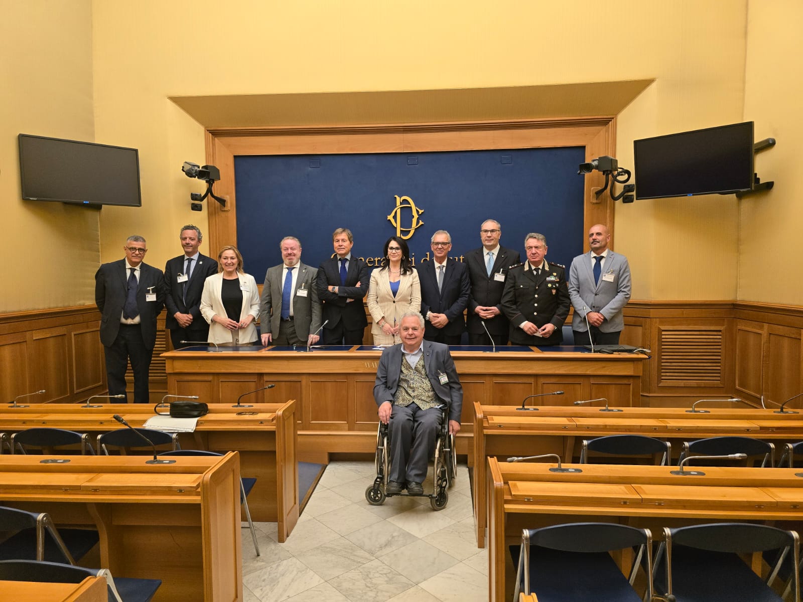 Presso la Sala Stampa della Camera dei Deputati, è stata presentata l’Associazione Parlamentare di Amicizia con gli Insigniti al Merito della Repubblica Italiana