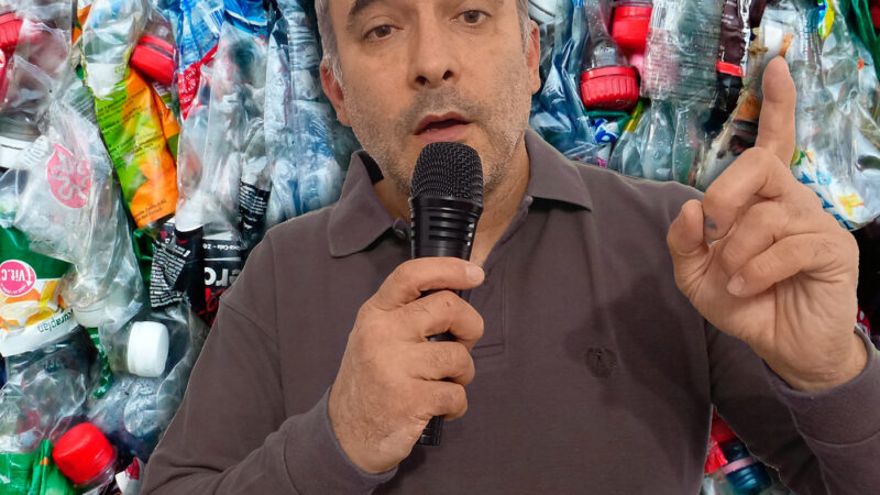 SIMONE RIVA L'ISOLA CHE C'E' Low